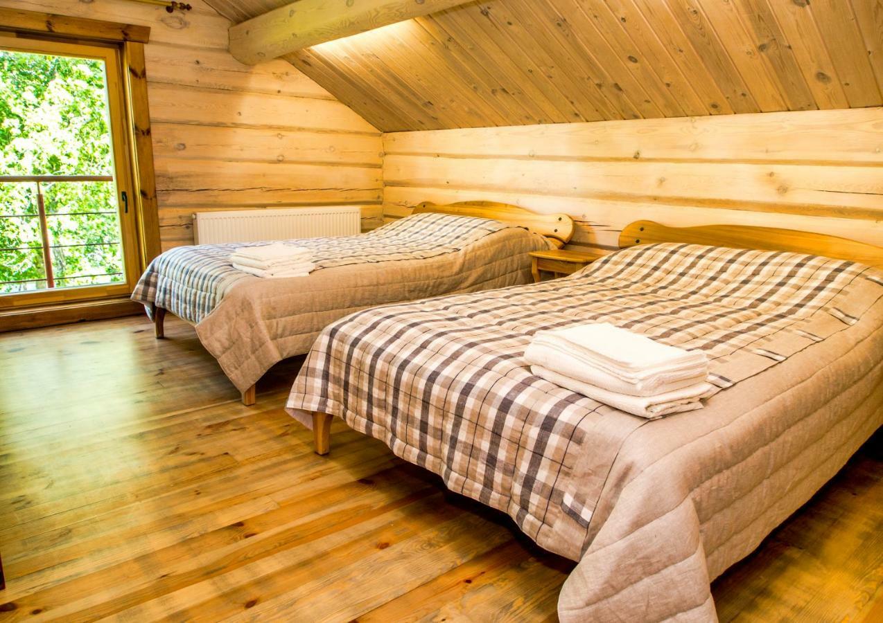 "Pakalas" Villa&Resort Siskiniai エクステリア 写真